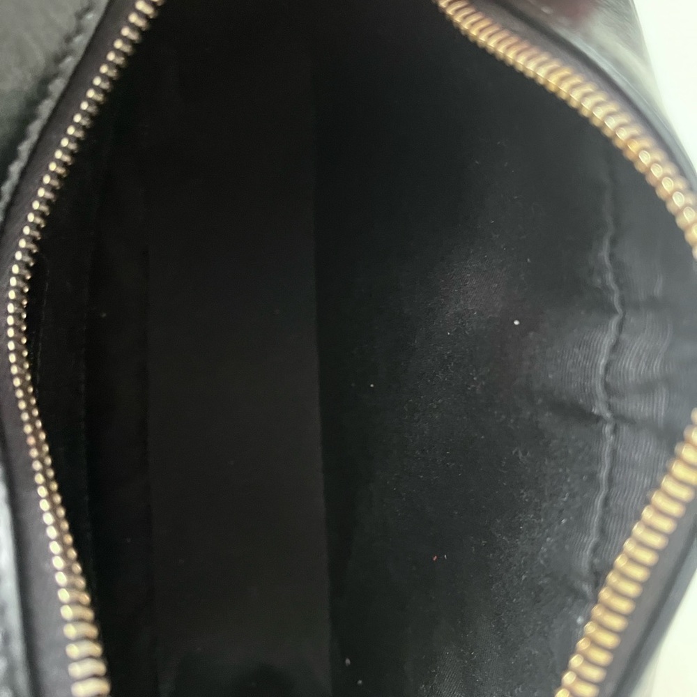YSL Lou Camera Bag with tassel - Pristine condition. Like New! 💯 Authentic - Picture 10 of 11